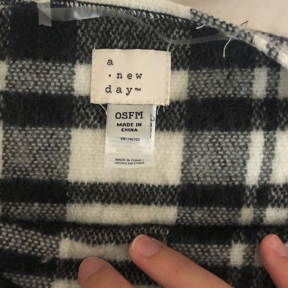 Women's Plus Plaid Poncho - Black One Size - Picture 5 of 5